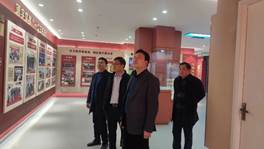 3.2参观通宇党建展览室.jpg 3.2参观通宇党建展览室.jpg